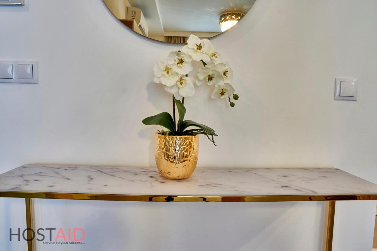 Azur Apartment - Hostaid Σίοφοκ Εξωτερικό φωτογραφία